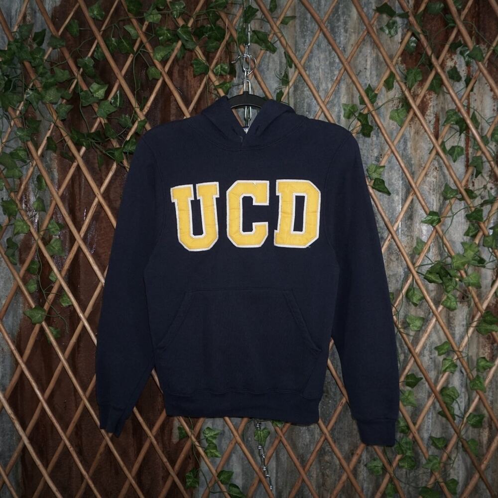 XS - Vintage Y2K Russell Athletic Hoodies university